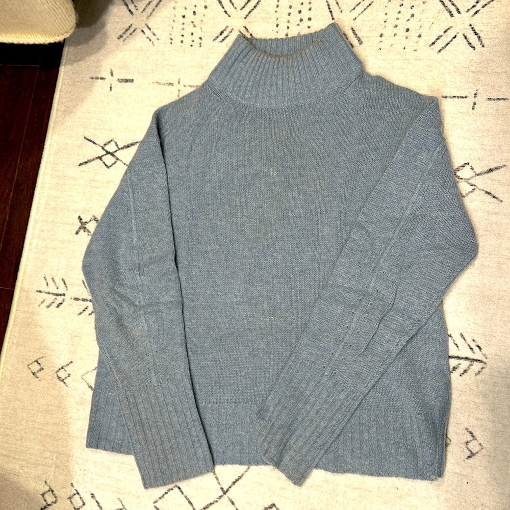 360 Cashmere heavy gauge knit sweater